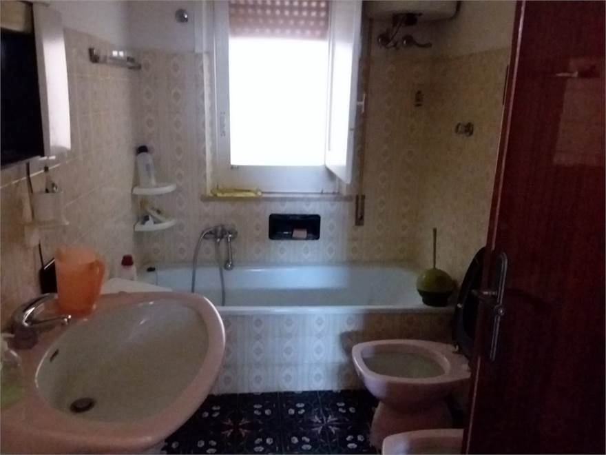 bagno con vasca